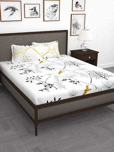 https://cdn.shopify.com/s/files/1/1857/6931/products/cca2399e-8404-4240-b166-22f976ab0b8a1658825484007StoryhomeUnisexWhiteBedsheets1.jpg?v=1703226766